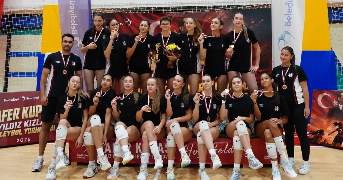İstanbul Beylikdüzü’nde kupalar sahiplerini buldu