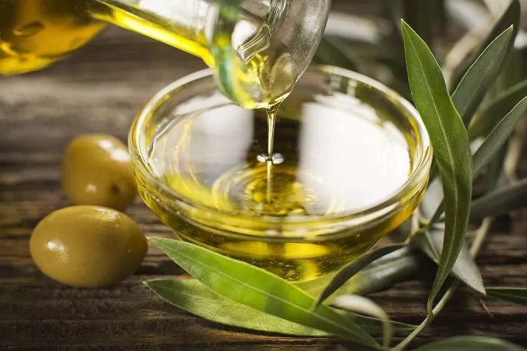 Kalp dostu zeytinyağı… Günde ne kadar tüketilmeli?