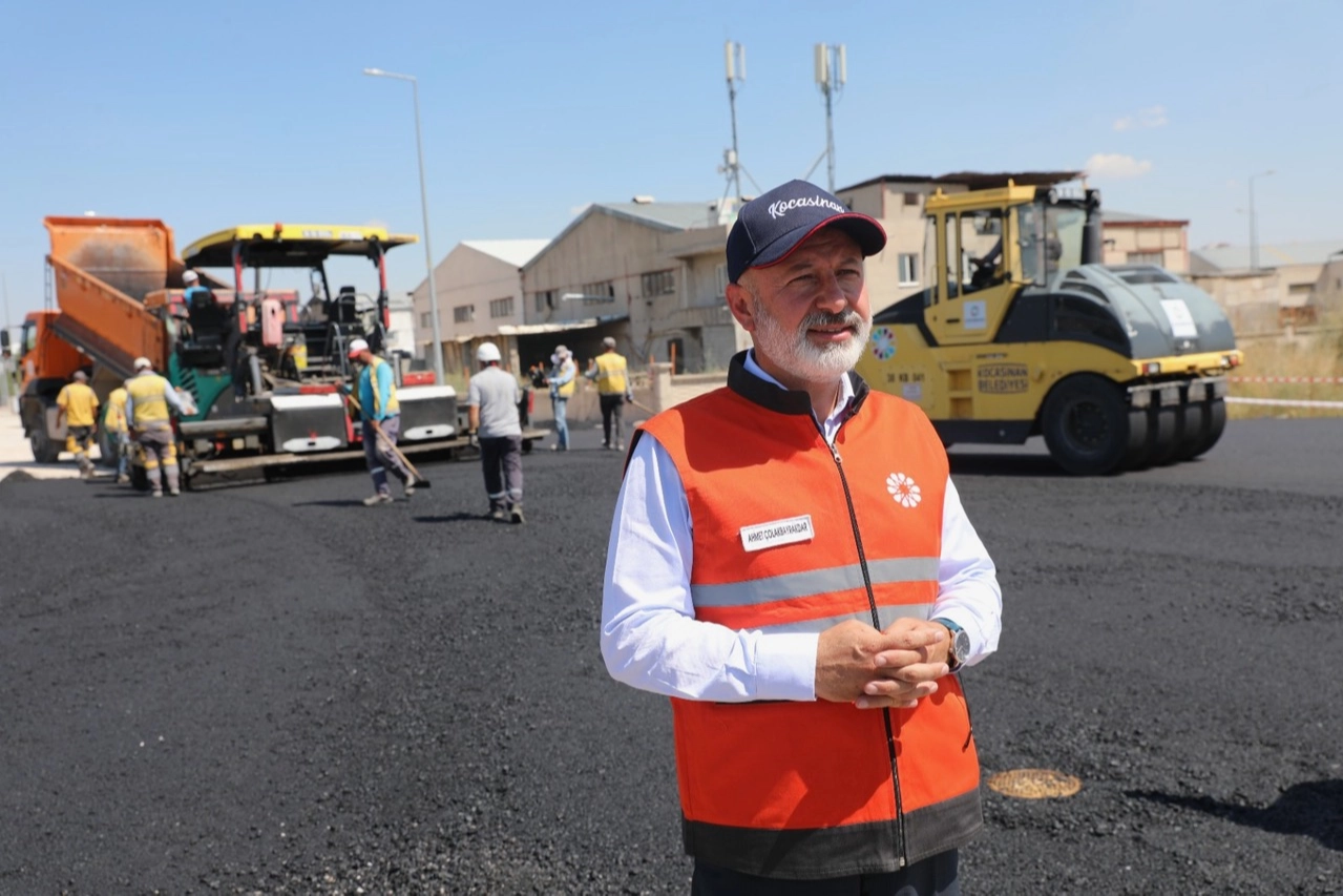 Kayseri Kocasinan’ın altyapısında dömüşüm tam gaz sürüyor
