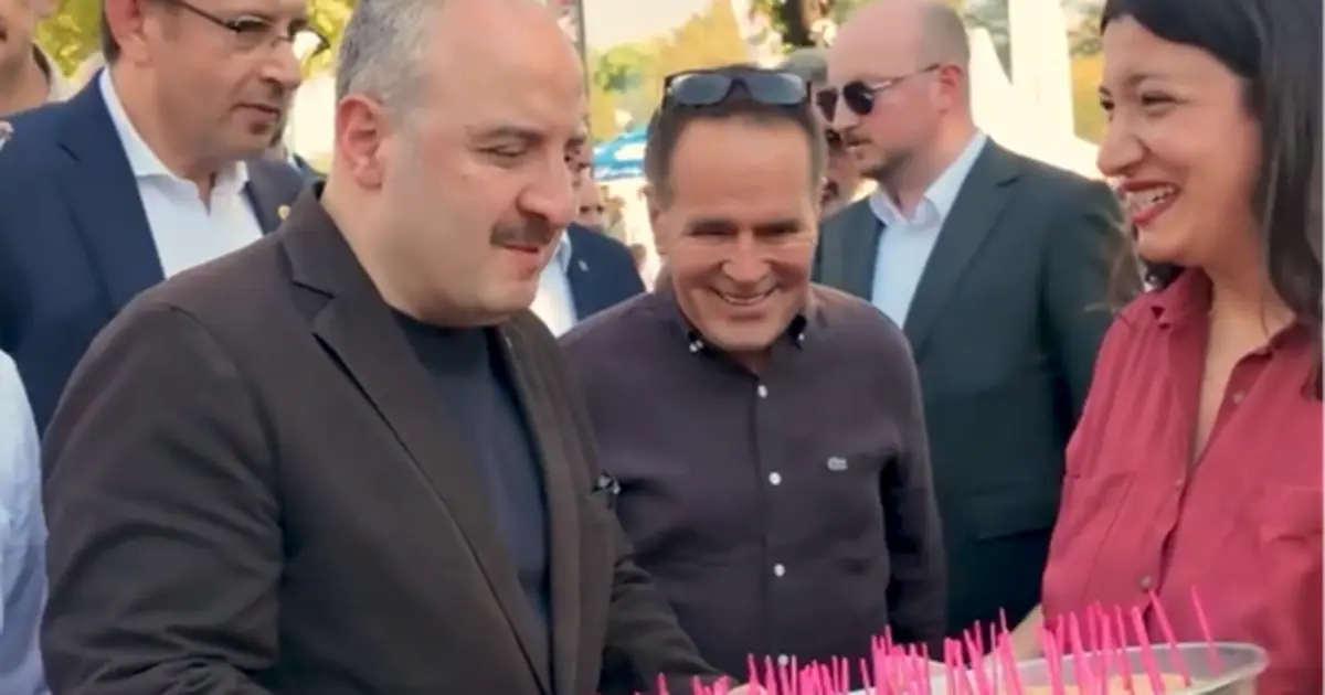 Varank’tan Özgür Özel’e Bursa’dan börekli göndermeli paylaşım