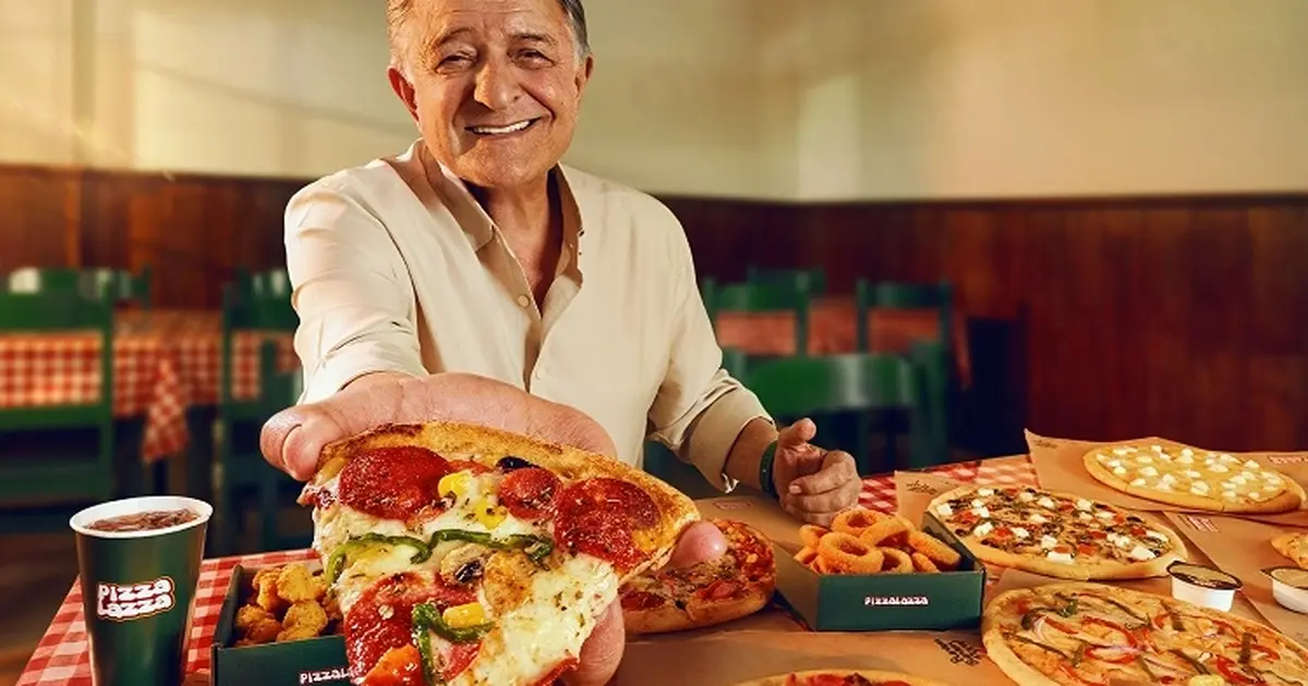 Yılmaz Vural PizzaLazza’nın reklam yüzü oldu