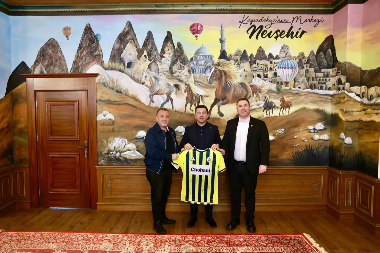Fenerbahçe heyetinden Nevşehir Belediyesi’ne anlamlı ziyaret