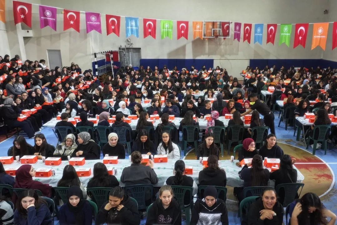 Kayseri Kocasinan’da gençlerin mutluluğuna ortak olan etkinlik