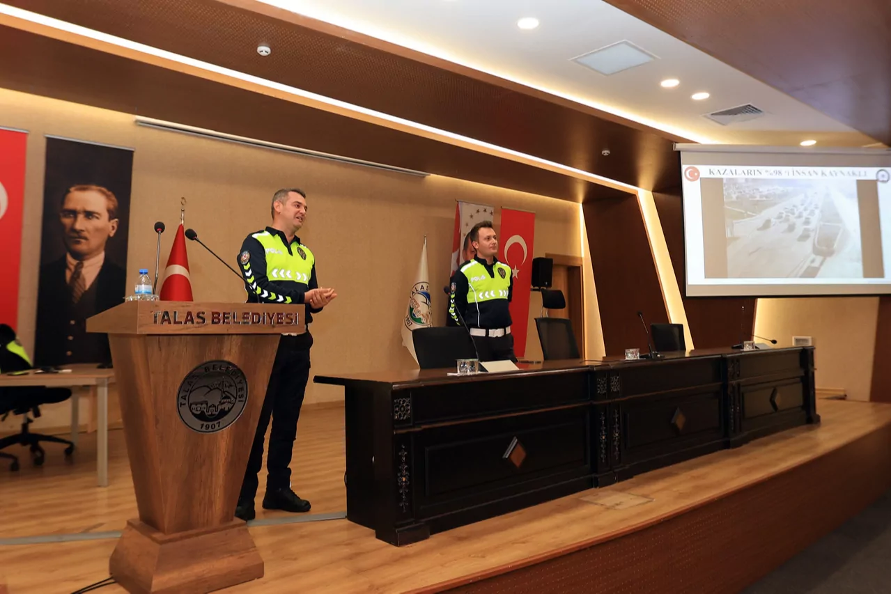 Kayseri Talas’ta emniyet kemerine simülasyonlu anlatım