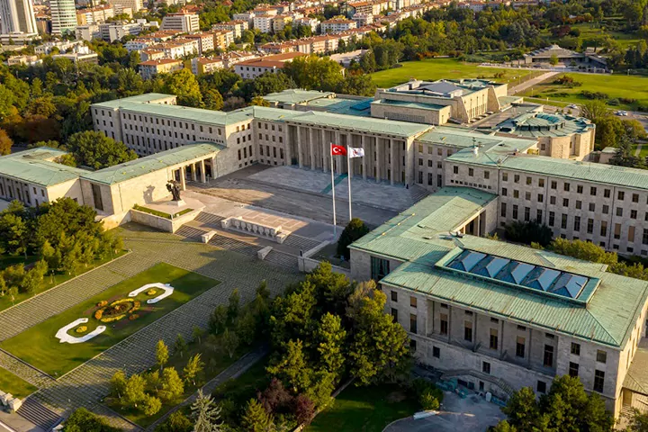 TBMM’de yeni dönem yoğun gündemle başlıyor… Kızılay Kanunu teklifi ve Merkez Bankası sunumu gündemde