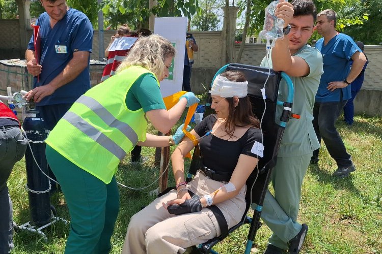 Edirne’de özel hastanede ‘Acil Durum ve Afet Tatbikatı’